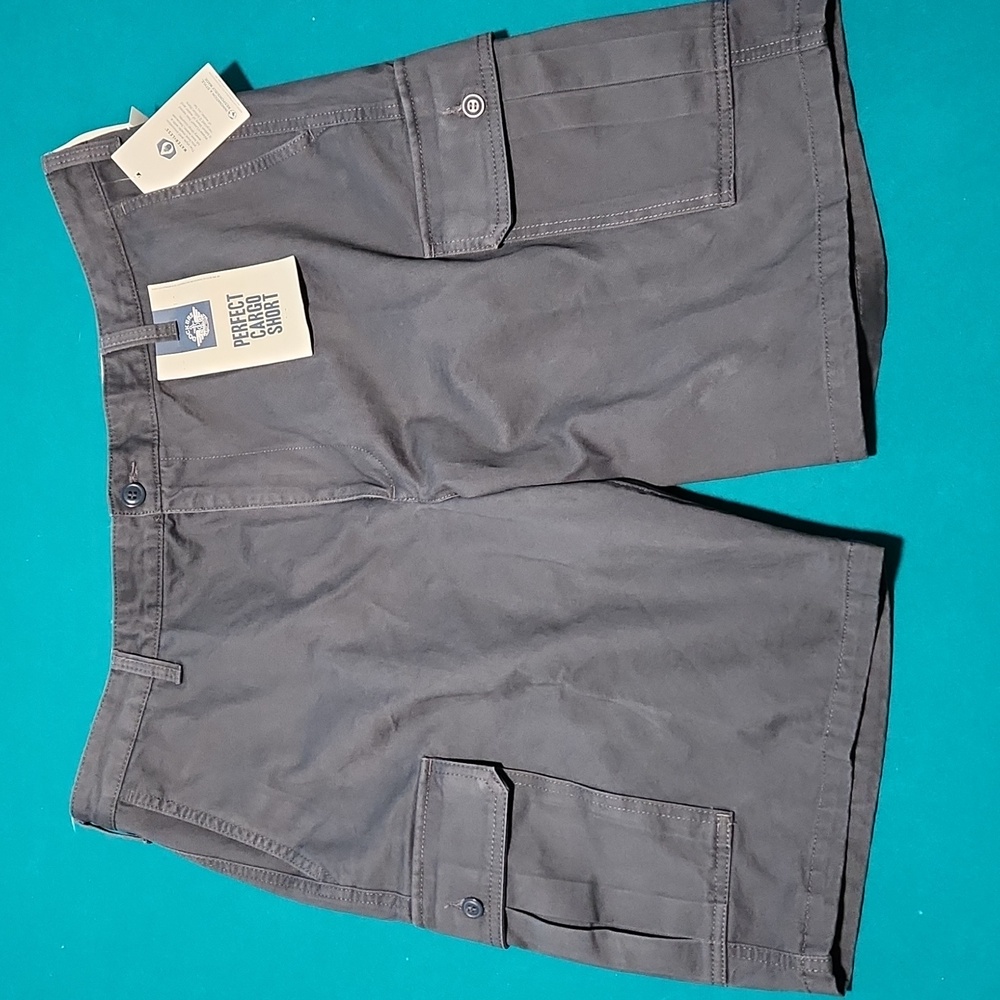 Levi's Dockers Shorts 40 NWT